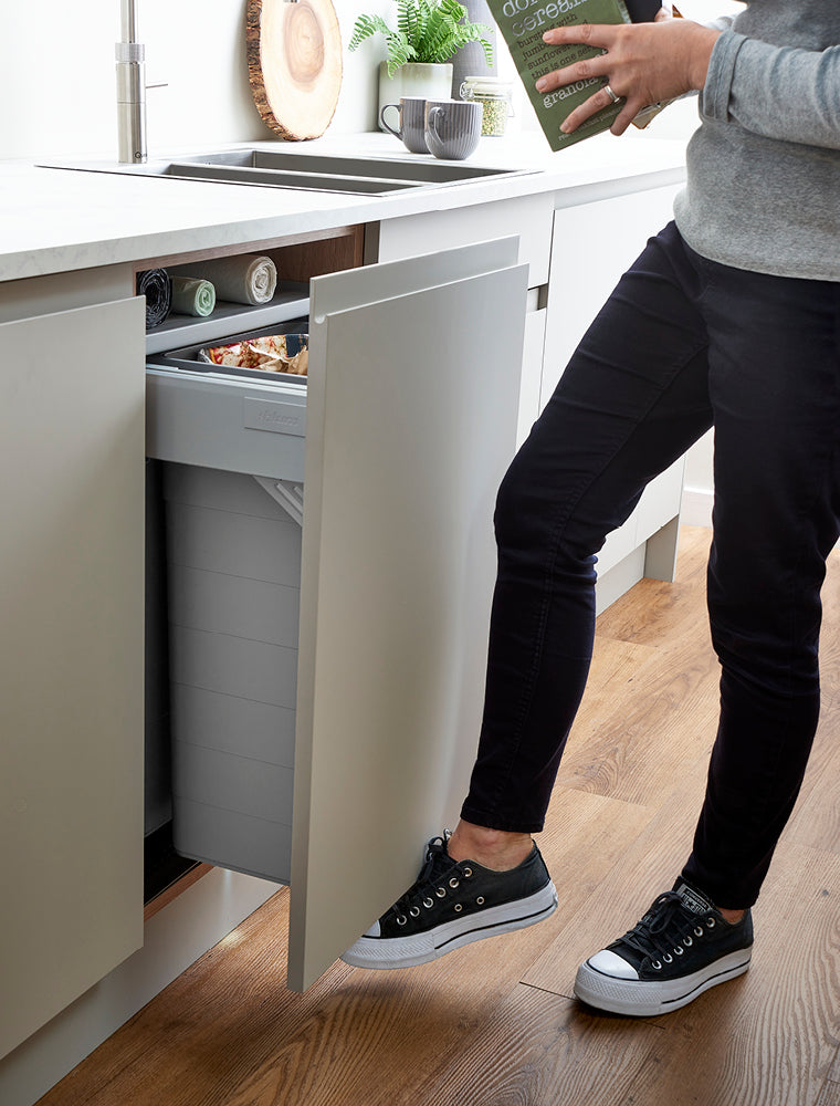 Libero 3.0 Hands-free Electronic Door Opener - White